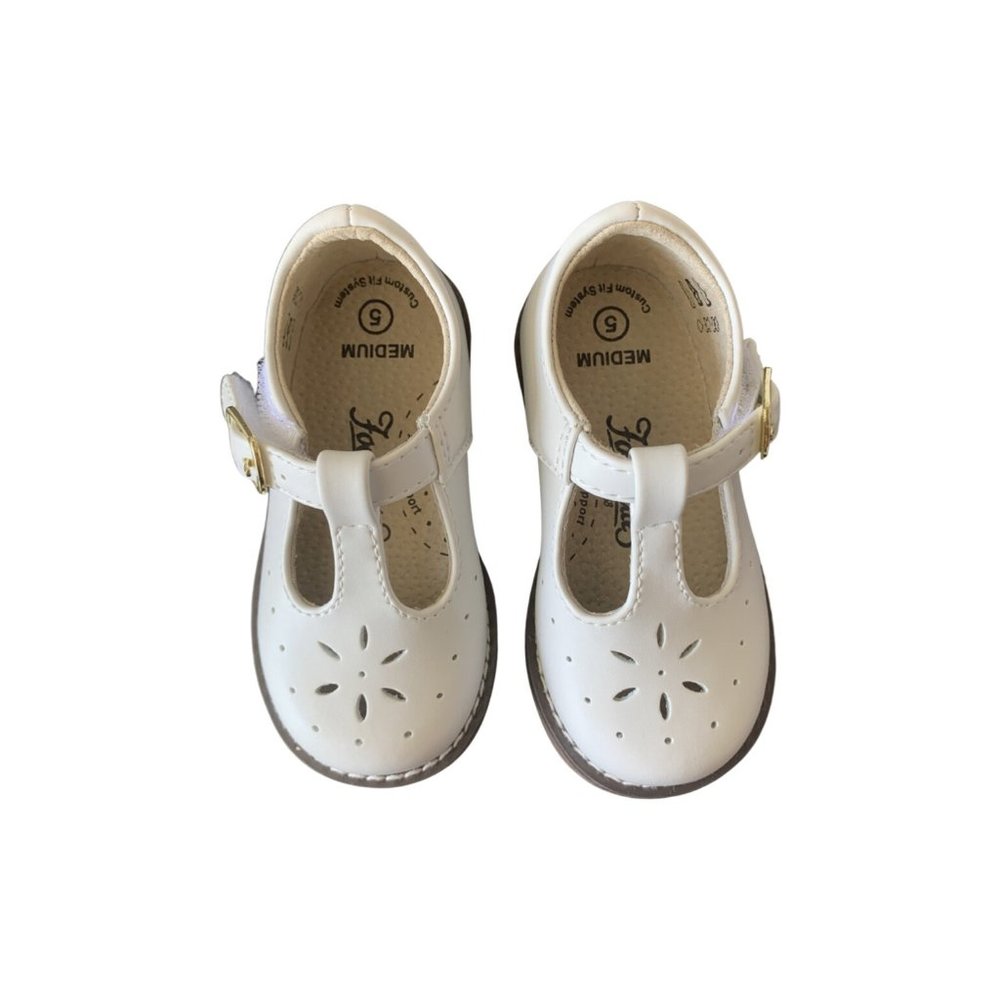 New SZ 5M Footmates MaryJanes